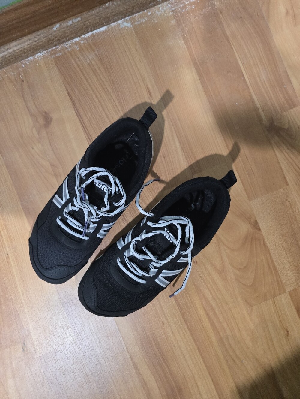 Xero Prio Minimalist Trail Running Black Athletic Shoes Women's Barefoot 7.5 - Picture 2 of 4
